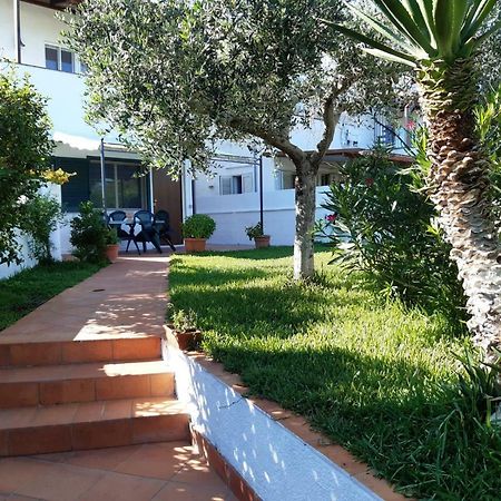Casa Vacanza Villa Uggiano La Chiesa Eksteriør bilde